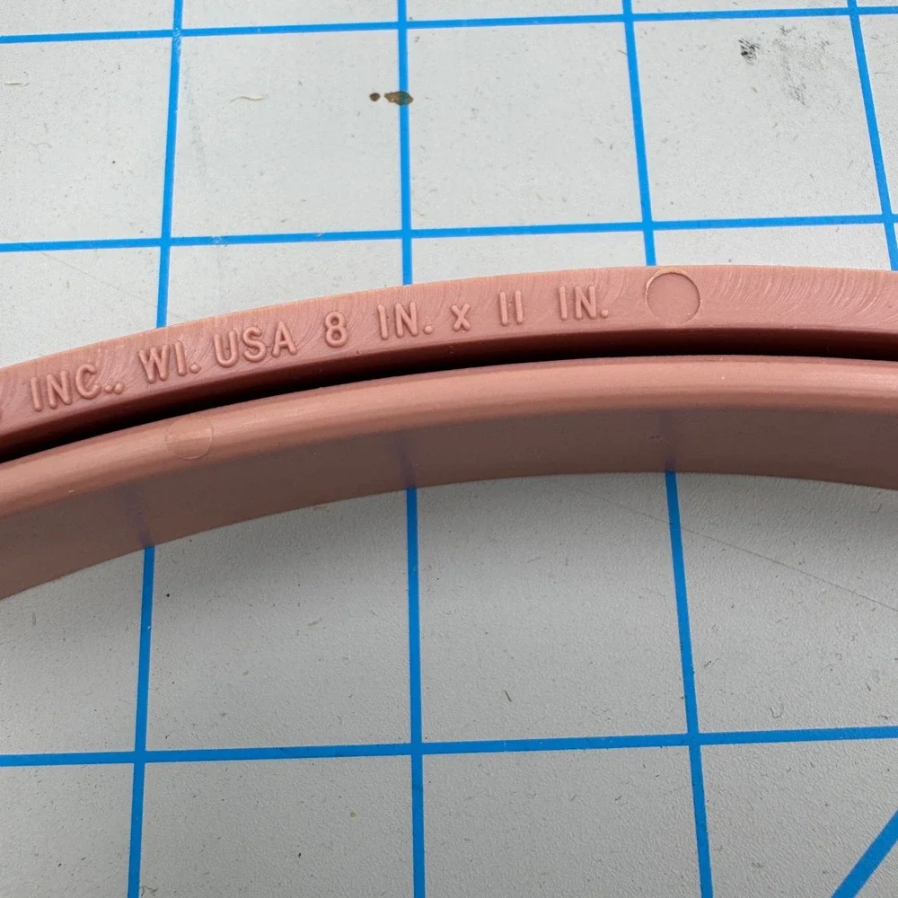 New Berlin Plastics 8x11 Oval Embroidery Hoops Set of 2‎ Dusty Rose Made in USA